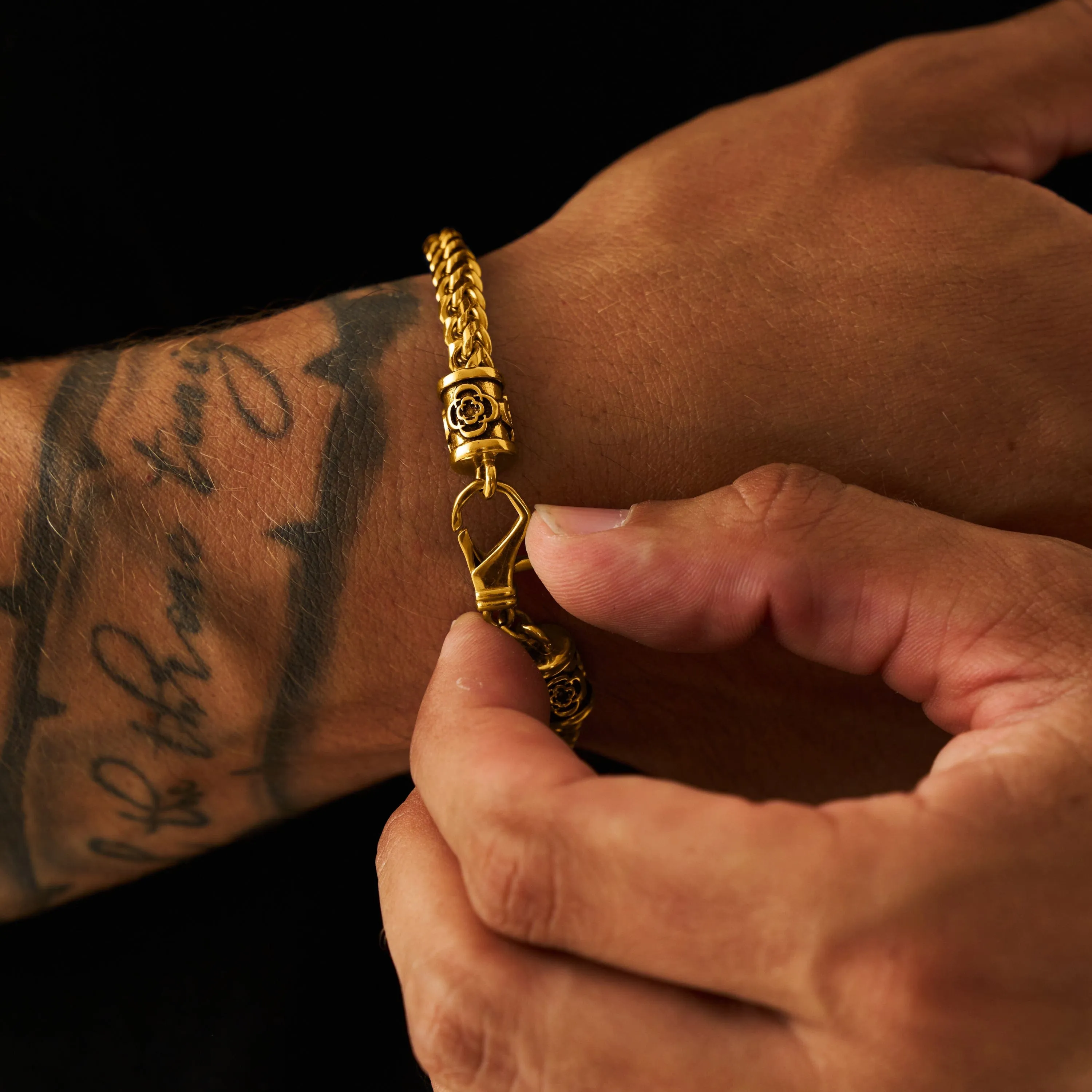 Cobra Bracelet (Gold)