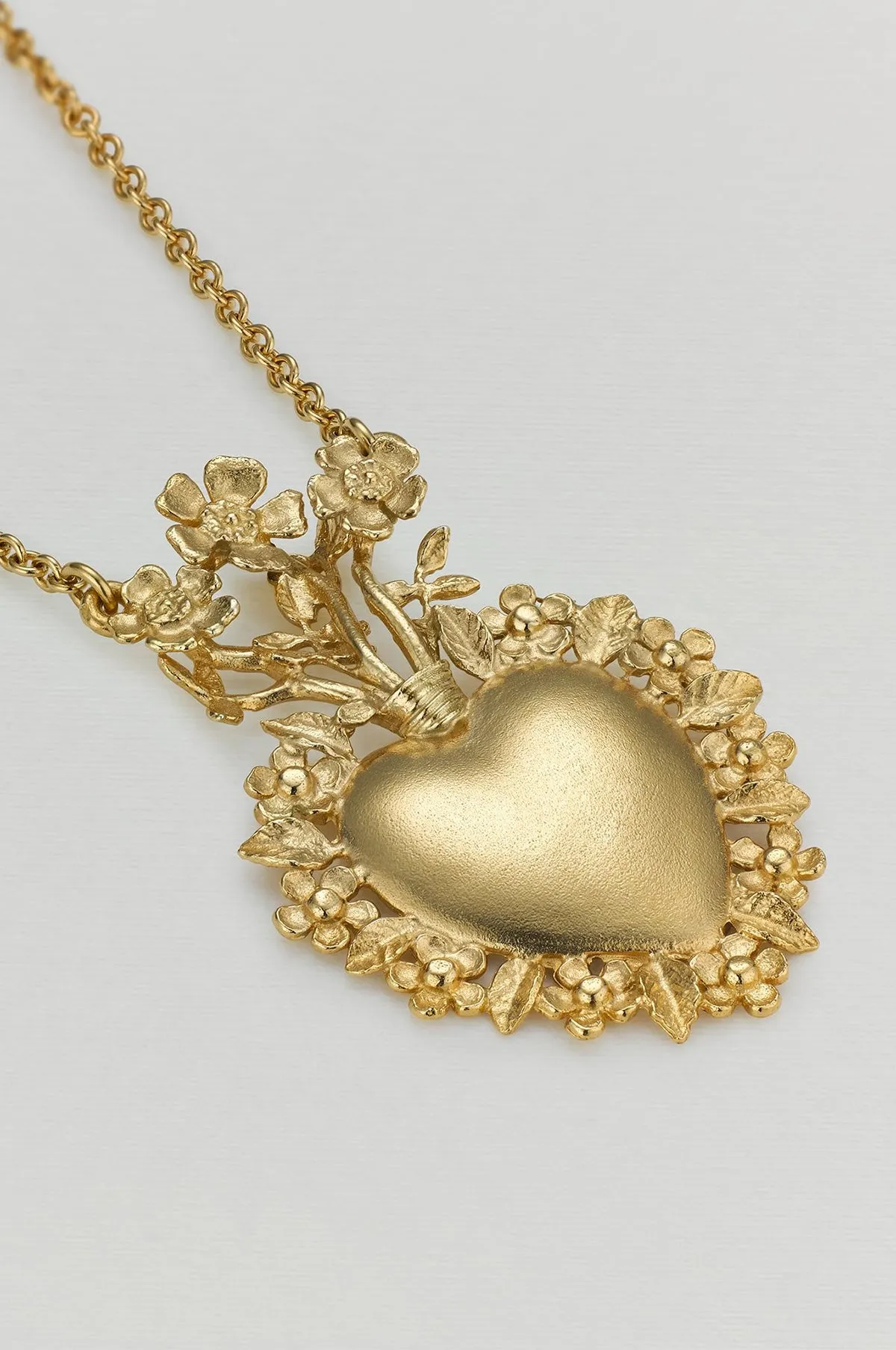 Floral Sacred Heart Necklace Gold