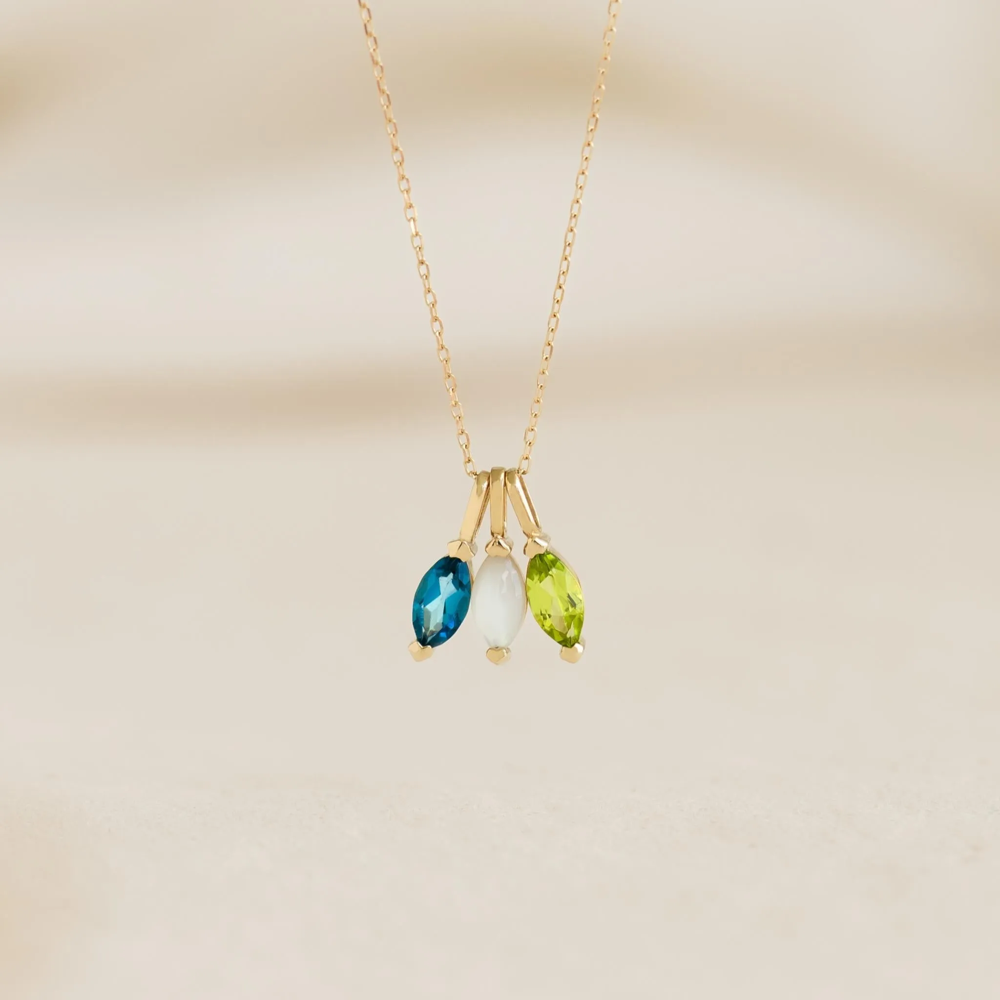 September Birthstone Pendant 14k Gold - London Blue Topaz